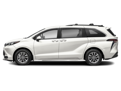 2026 Toyota Sienna LE 8 Passenger