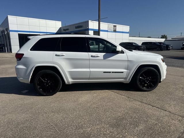 2020 Jeep Grand Cherokee Altitude 4x2