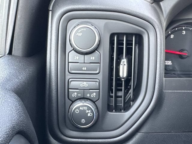 2026 Chevrolet Silverado 3500 HD WT DRW