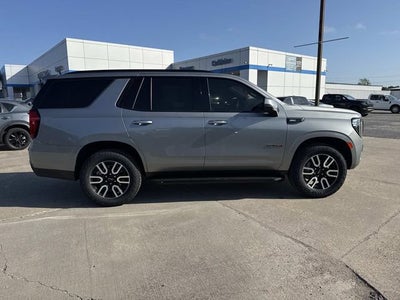 2023 GMC Yukon AT4