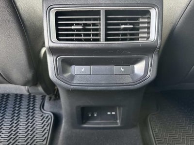 2024 Volkswagen Atlas Cross Sport 2.0T SEL Premium R-Line