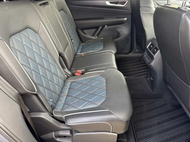 2024 Volkswagen Atlas Cross Sport 2.0T SEL Premium R-Line