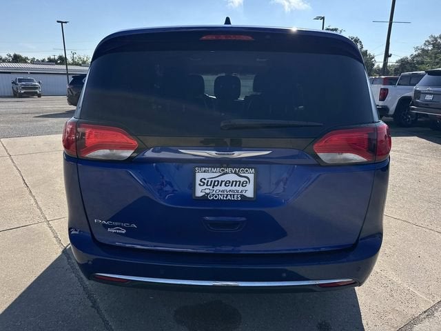2020 Chrysler Pacifica Touring L
