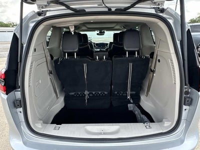 2023 Chrysler Pacifica Hybrid Limited