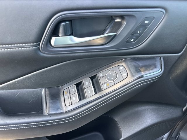 2023 Nissan Rogue SL FWD