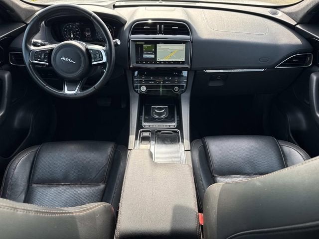 2020 Jaguar F-PACE 25t Prestige