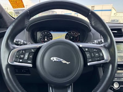 2020 Jaguar F-PACE 25t Prestige