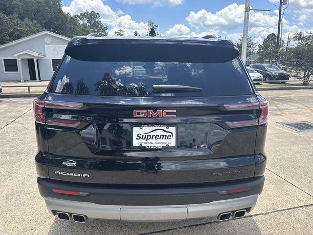 2024 GMC Acadia Elevation