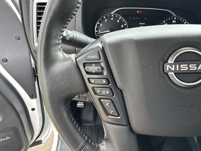 2023 Nissan Frontier SV