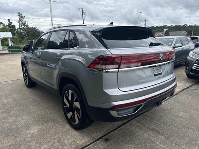 2025 Volkswagen Atlas Cross Sport 2.0T SE w/Technology