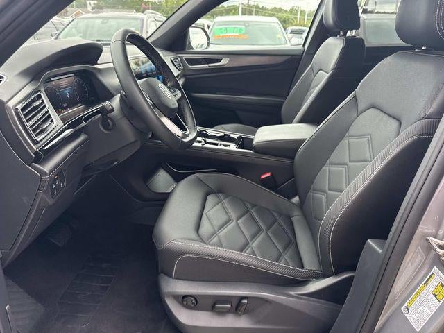 2025 Volkswagen Atlas Cross Sport 2.0T SE w/Technology