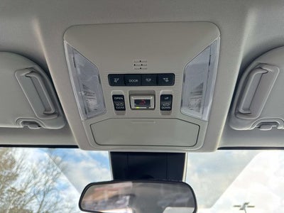 2025 Toyota RAV4 Hybrid XLE Premium