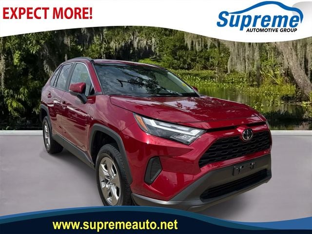 2025 Toyota RAV4 XLE