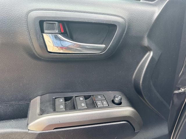 2020 Toyota Tacoma Limited V6