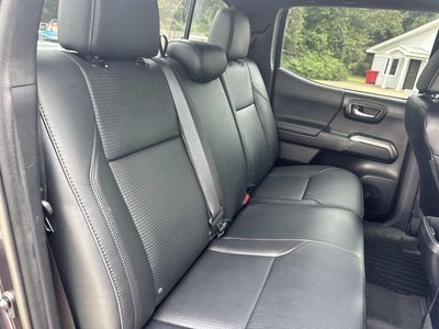 2020 Toyota Tacoma Limited V6