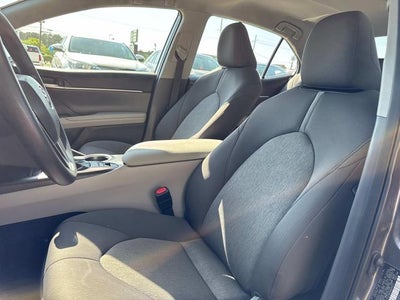 2024 Toyota Camry Hybrid LE