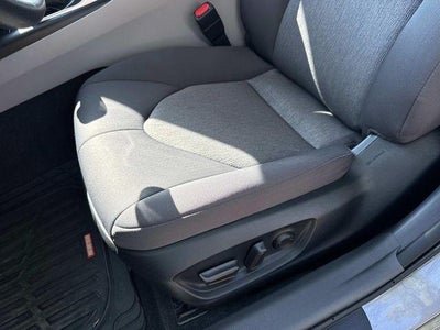 2024 Toyota Camry Hybrid LE