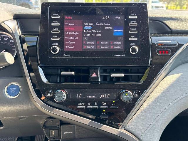 2024 Toyota Camry Hybrid LE