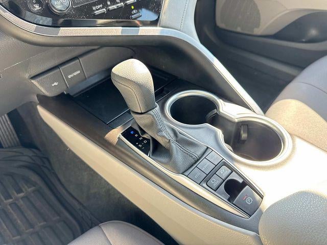 2024 Toyota Camry Hybrid LE