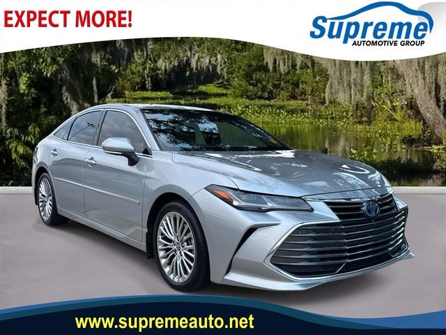 2022 Toyota Avalon Hybrid Limited