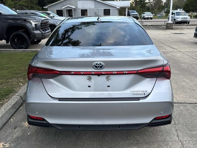 2022 Toyota Avalon Hybrid Limited