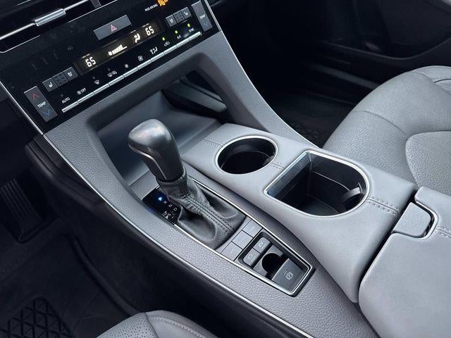 2022 Toyota Avalon Hybrid Limited