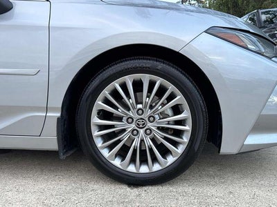 2022 Toyota Avalon Hybrid Limited