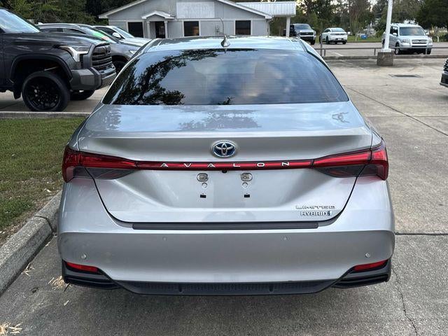 2022 Toyota Avalon Hybrid Limited