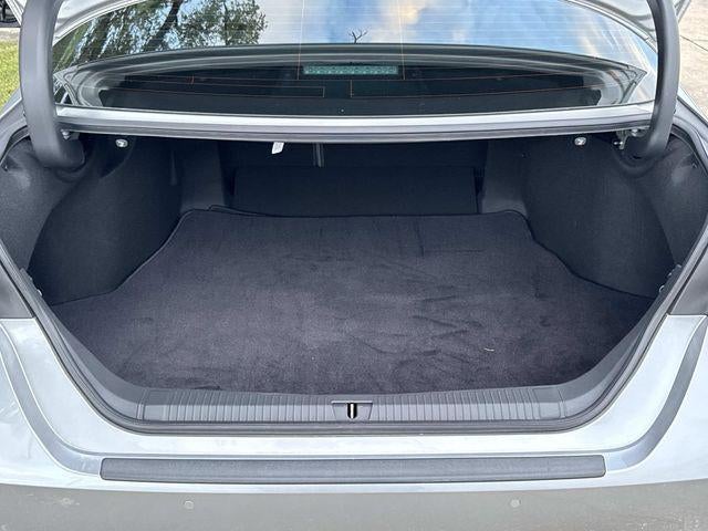 2022 Toyota Avalon Hybrid Limited