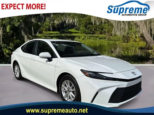 2025 Toyota Camry LE