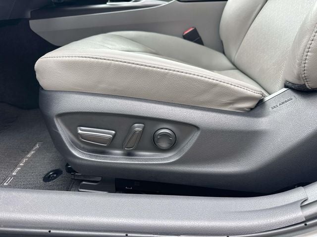 2024 Toyota Camry Hybrid XLE
