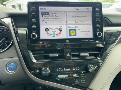 2024 Toyota Camry Hybrid XLE