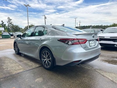 2024 Toyota Camry Hybrid XLE