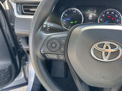 2022 Toyota RAV4 Hybrid XLE