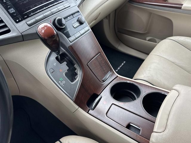 2010 Toyota Venza Base