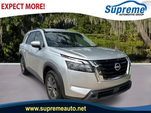 2024 Nissan Pathfinder SV