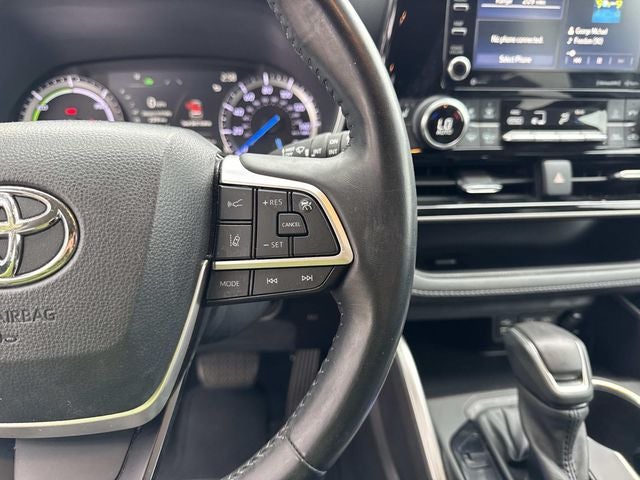 2022 Toyota Highlander Hybrid XLE