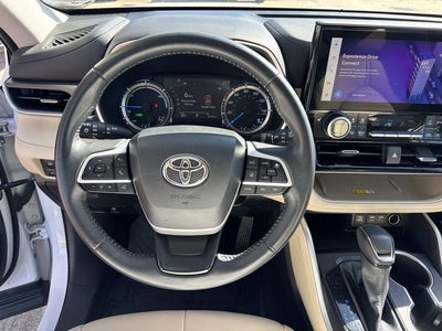 2023 Toyota Highlander Hybrid XLE