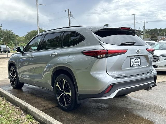 2022 Toyota Highlander XSE