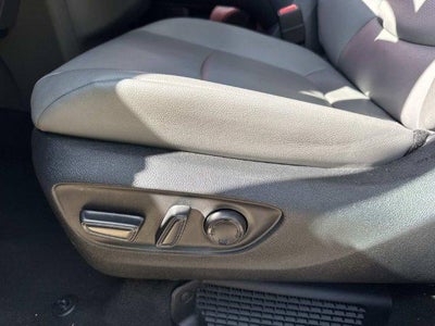 2024 Toyota Sienna XLE 8 Passenger