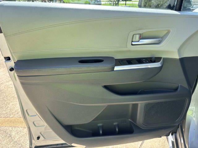 2024 Toyota Sienna XLE 8 Passenger