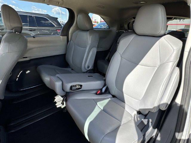 2024 Toyota Sienna XLE 8 Passenger