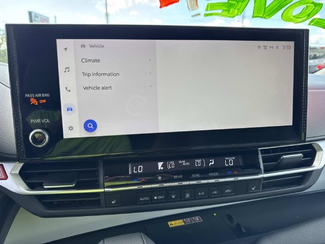 2025 Toyota Sienna XLE 8 Passenger