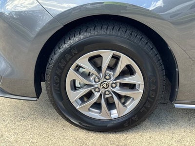 2025 Toyota Sienna XLE 8 Passenger