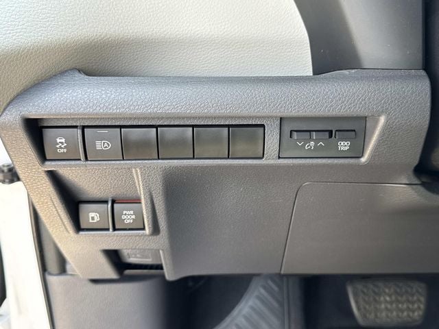 2022 Toyota Sienna Limited 7 Passenger