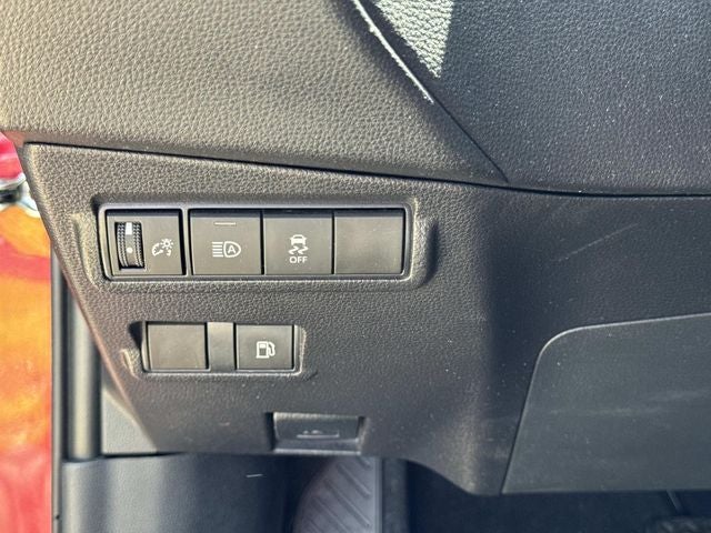 2024 Toyota Corolla Cross Hybrid SE