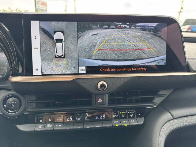 2025 Toyota Crown Signia Limited