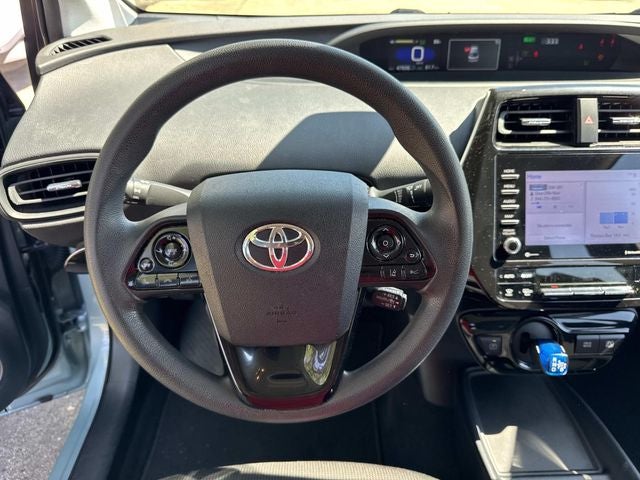 2022 Toyota Prius L