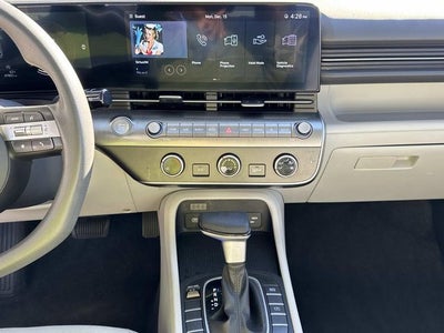 2024 Hyundai Kona SE