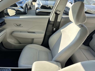 2024 Hyundai Kona SE